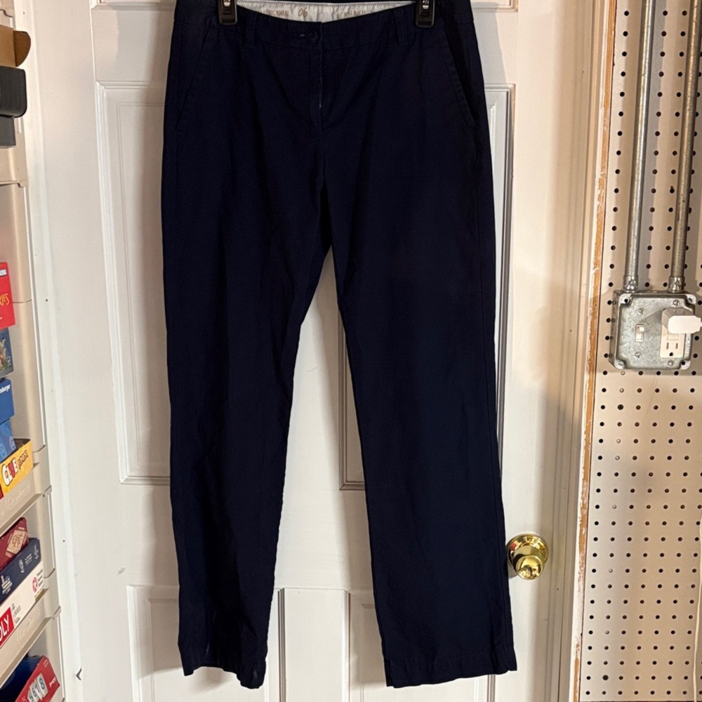 Women’s classic khaki Navy Pants by Gap
